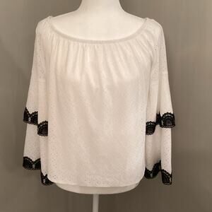 Joseph Ribkoff White Geometric Bell Sleeve Lace Top Size 8